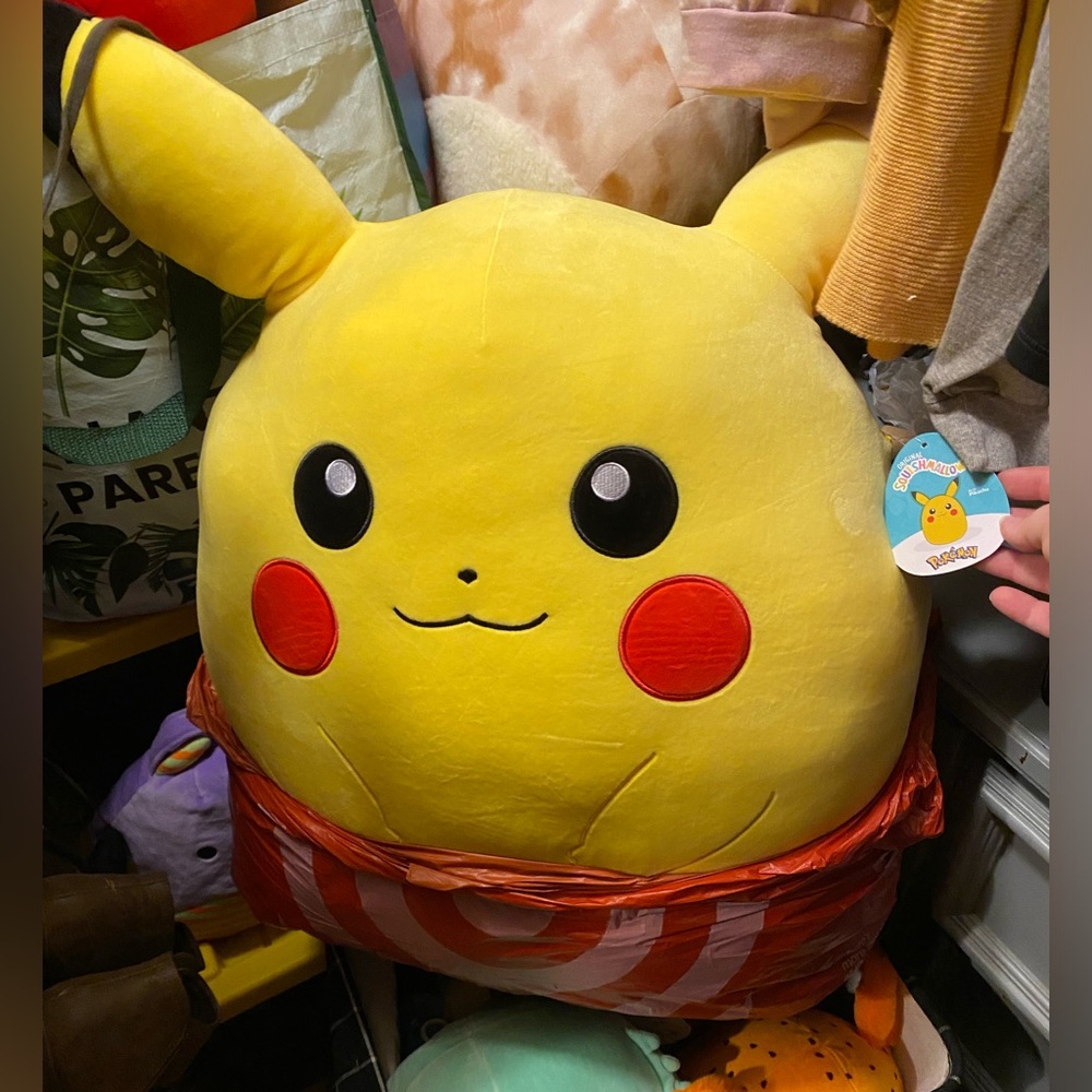 Squishmallow pikachu